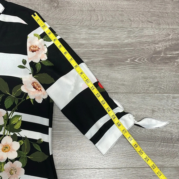 Zac & Rachel 3/4 Sleeve V-Neck Blouse Black White Striped Floral PM - Picture 7 of 15